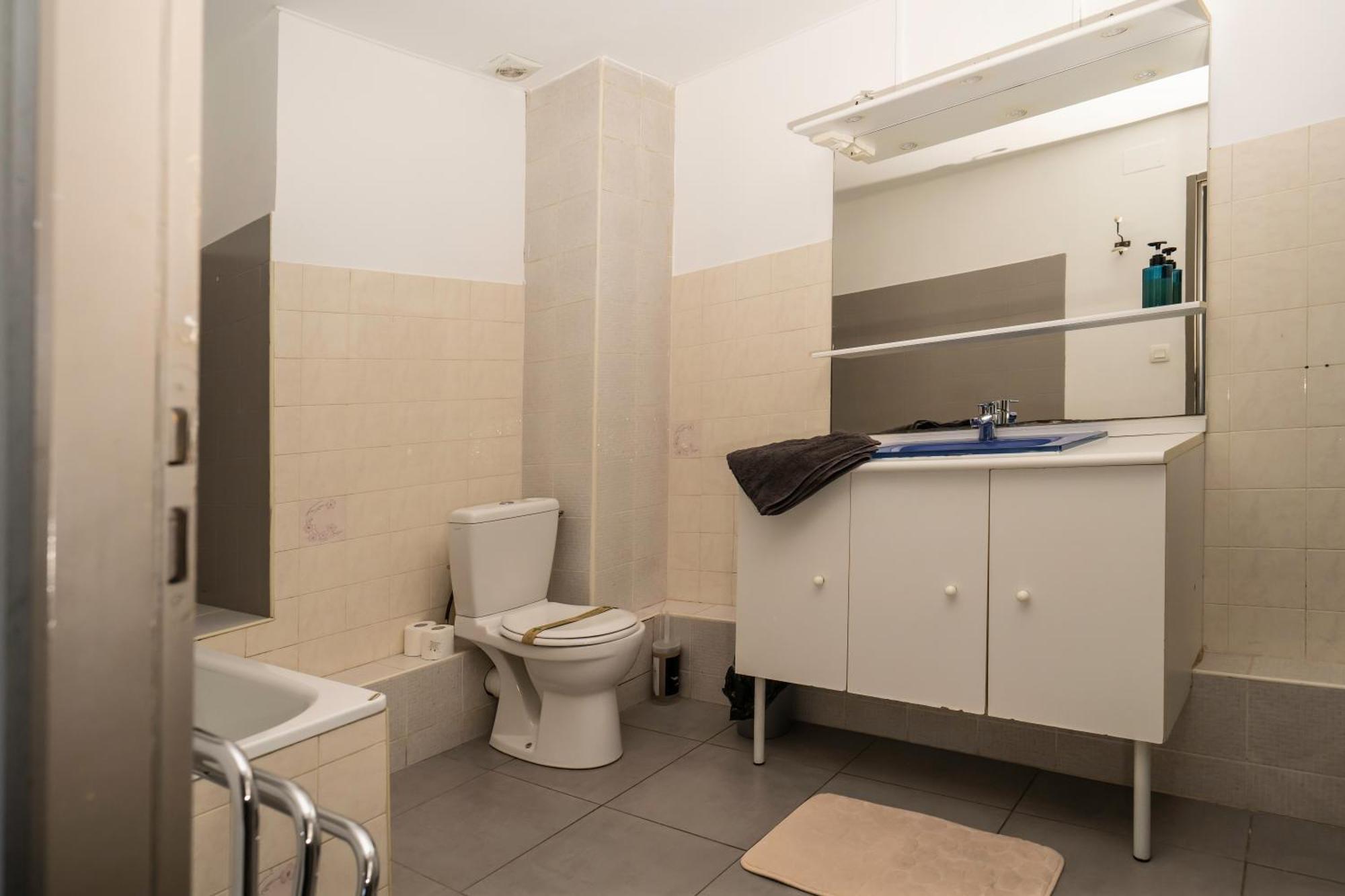"Evasion"-Meuble De Tourisme 3 Etoiles -Residence "Les Logis De Beziers"-Garage Optionnel-Coeur De Ville-Plages A 16Km ! 外观 照片